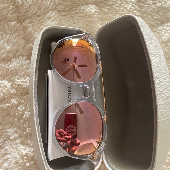 Sunglasses Michael kors ladies - Picture 1 of 6
